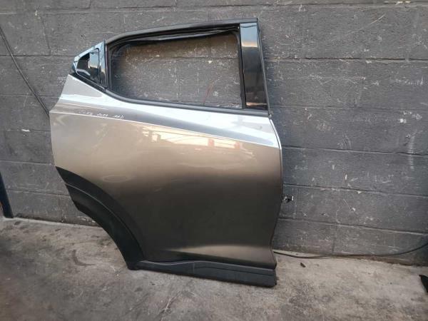 PORTE ARRIERE DROIT NISSAN - Vue 1